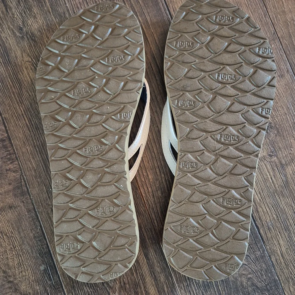 Flojos - Picture 5 of 5